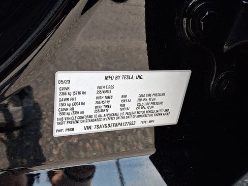 Used 2023 Tesla Model Y Long Range AWD/4WD image 18