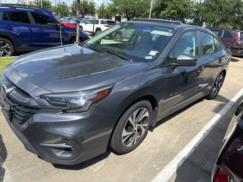 Used 2025 Subaru Legacy Premium AWD/4WD image 1