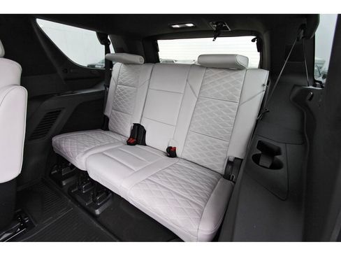 New 2026 Cadillac Escalade Platinum Sport w/ LPO, ONYX Package AWD/4WD image 13