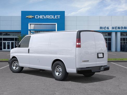 New 2026 Chevrolet Express 2500 w/ Driver Convenience Package image 5