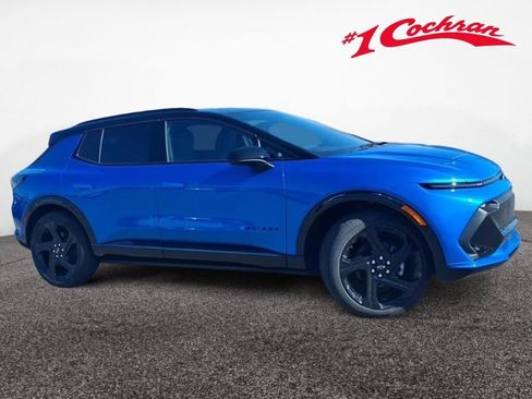 New 2026 Chevrolet Equinox EV RS image 2