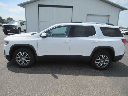 Certified 2023 GMC Acadia SLT AWD/4WD image 8