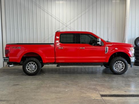 Used 2021 Ford F250 XLT w/ XLT Premium Package image 2
