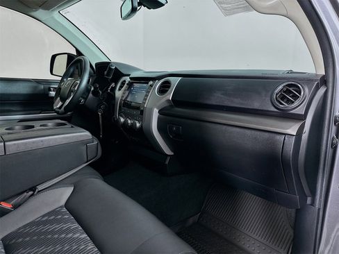 Used 2020 Toyota Tundra SR5 image 28