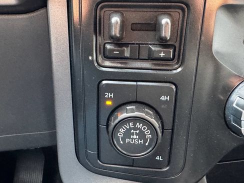 Used 2025 Ford F150 XLT w/ Equipment Group 301A Standard AWD/4WD image 21