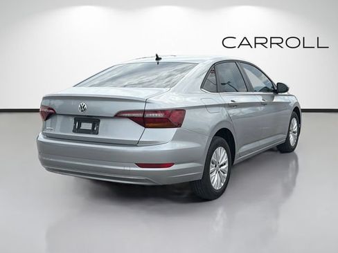 Used 2019 Volkswagen Jetta R-Line FWD image 3