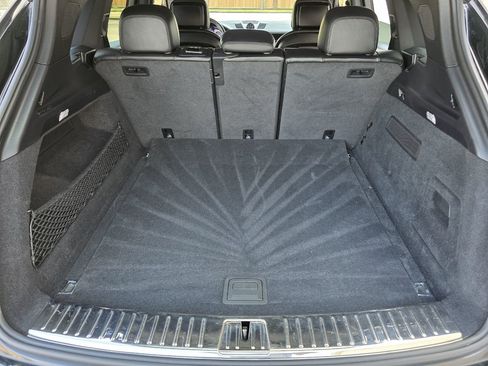 Used 2020 Porsche Cayenne image 33