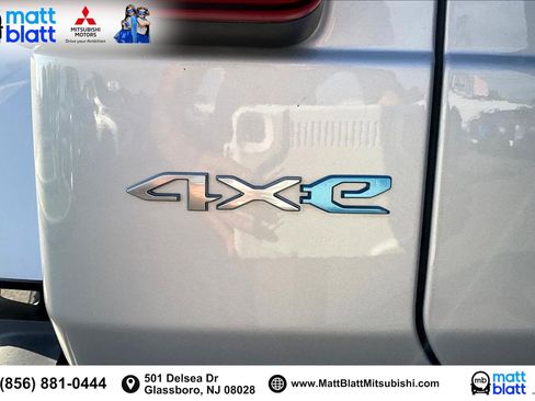 Used 2024 Jeep Wrangler Unlimited Sahara image 16