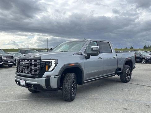 New 2026 GMC Sierra 2500 Denali Ultimate w/ Max Trailering Package image 7
