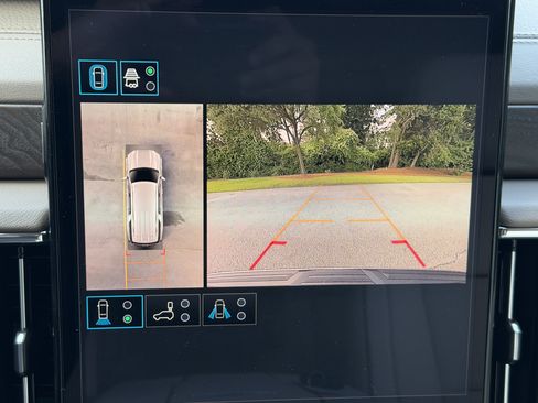 New 2026 GMC Yukon XL Denali w/ Sun & Power Step Package AWD/4WD image 30
