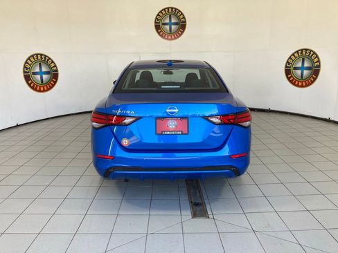 Used 2025 Nissan Sentra SV FWD image 21