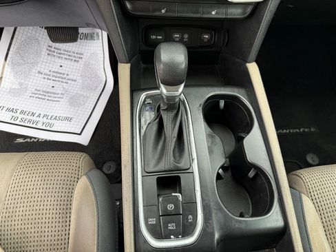 Used 2019 Hyundai Santa Fe SEL FWD image 20