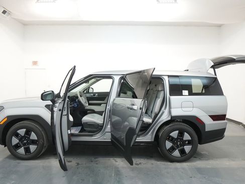 New 2026 Hyundai Santa Fe SE image 26