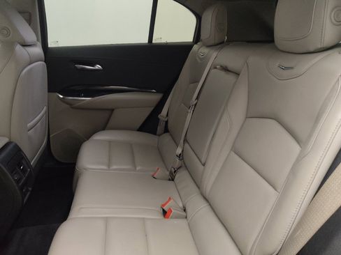 Used 2019 Cadillac XT4 Premium Luxury FWD image 18