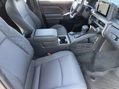 Used 2026 Toyota Tacoma SR5 AWD/4WD image 12