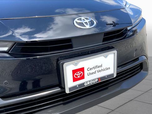 Used 2026 Toyota Prius LE FWD image 29