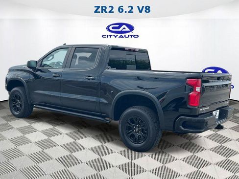 Used 2022 Chevrolet Silverado 1500 ZR2 w/ Technology Package AWD/4WD image 6