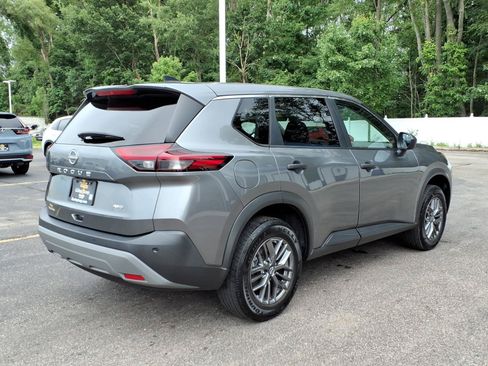 Used 2023 Nissan Rogue S AWD/4WD image 11