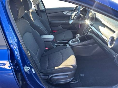 Certified 2023 Kia Forte LXS image 11