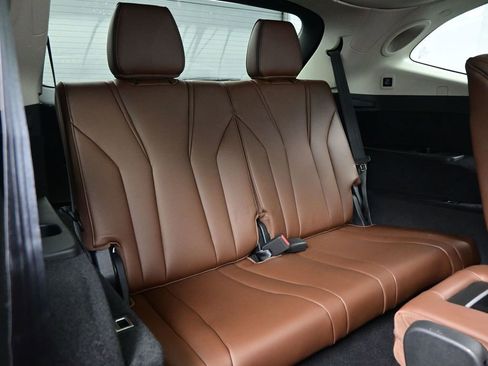 Used 2023 Acura MDX SH-AWD w/ Advance Package image 46