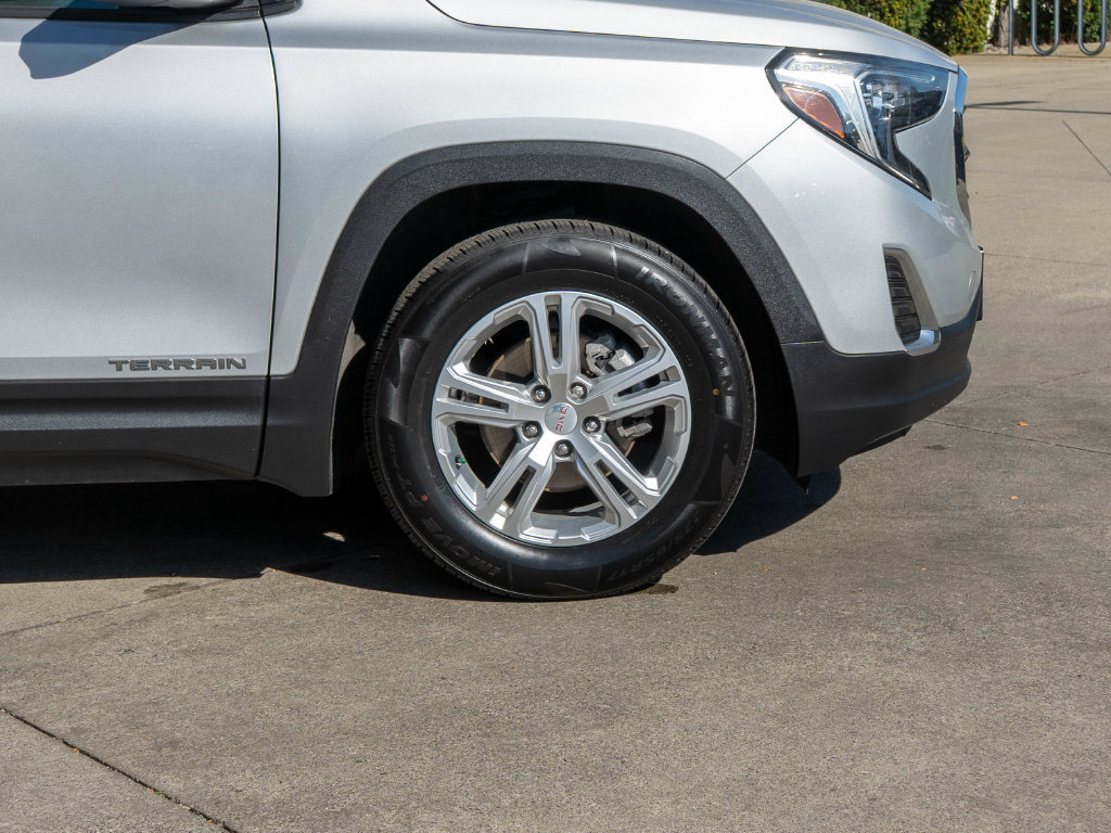 Used 2018 GMC Terrain SLE w/ Driver Convenience Package FWD image 34