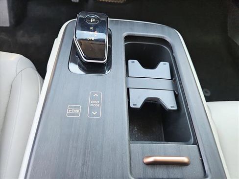 Certified 2023 Nissan Ariya FWD image 16