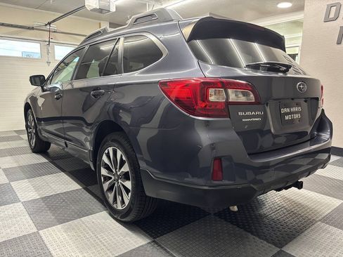 Used 2015 Subaru Outback 2.5i Limited AWD/4WD image 10
