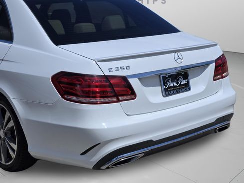 Used 2014 Mercedes-Benz E 350 Sedan image 38