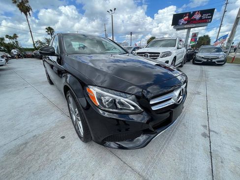 Used 2018 Mercedes-Benz C 300 4MATIC Sedan image 21