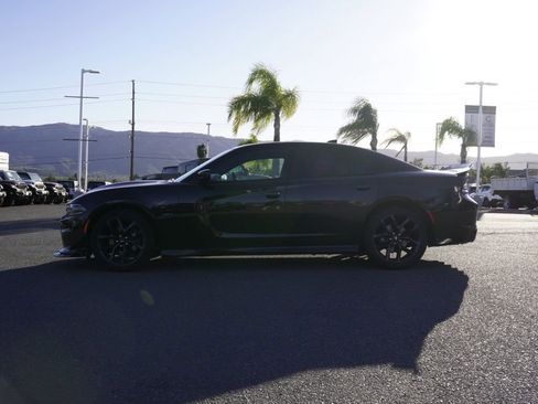 Used 2019 Dodge Charger R/T w/ Plus Group image 7