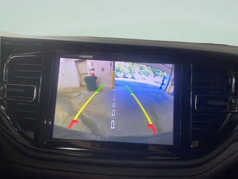 Used 2025 Dodge Durango GT AWD/4WD image 25