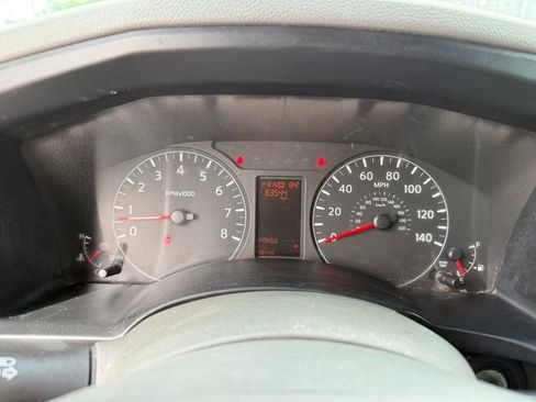 Used 2012 Nissan NV 2500 SV w/ Side Curtain Airbag Pkg RWD image 28