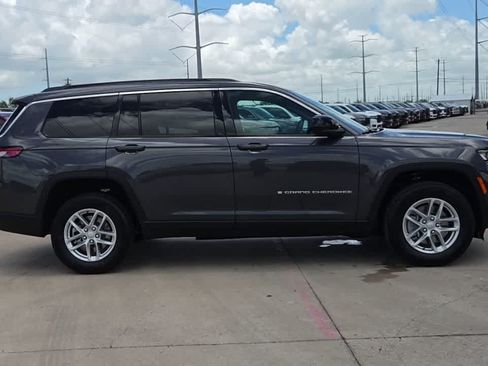 New 2026 Jeep Grand Cherokee L 2WD image 9