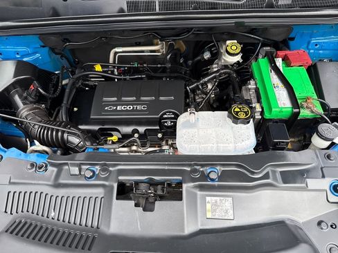 Used 2015 Chevrolet Trax LT w/ LT Sun and Sound Package image 27