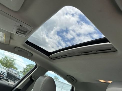 Used 2013 Buick Verano Convenience FWD image 18