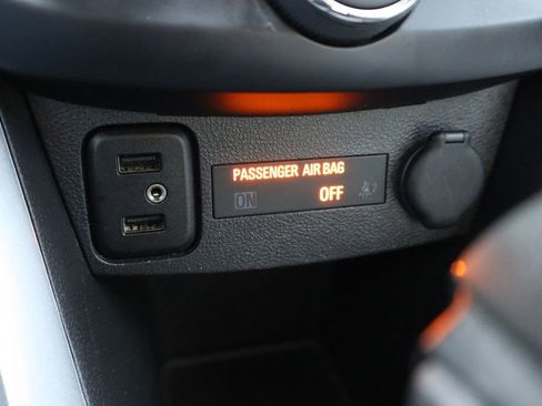Used 2019 Chevrolet Trax LS FWD image 13
