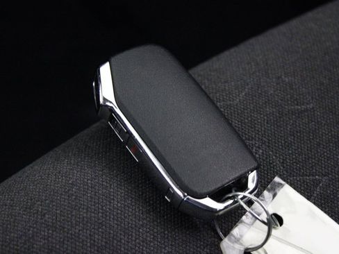 Used 2025 Kia Seltos S FWD image 28