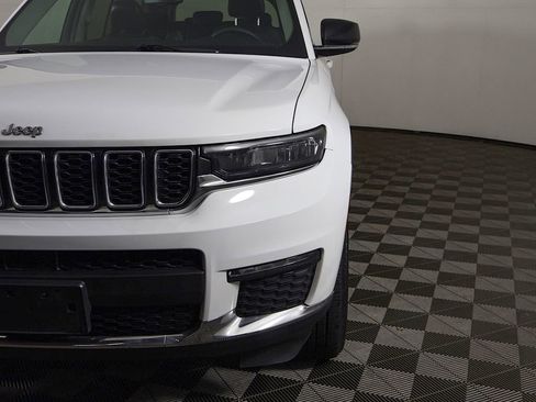 Used 2023 Jeep Grand Cherokee L Limited AWD/4WD image 16