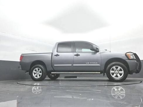 Used 2014 Nissan Titan SV w/ SV Value Truck Package AWD/4WD image 27