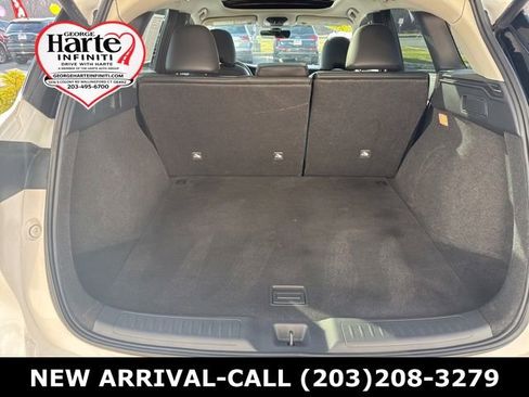 Certified 2024 INFINITI QX50 Luxe image 28