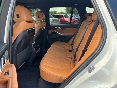 Used 2025 BMW X5 sDrive40i w/ M Sport Package RWD image 17