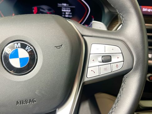 Used 2025 BMW X4 xDrive30i AWD/4WD image 13