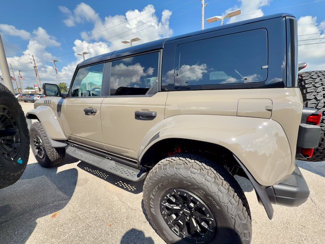 New 2026 Ford Bronco Raptor AWD/4WD image 4
