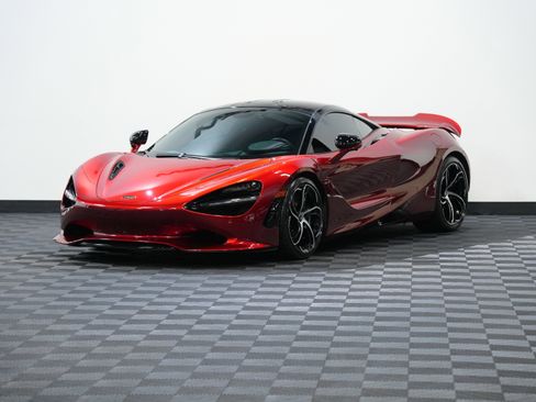 Used 2024 McLaren 750S image 3