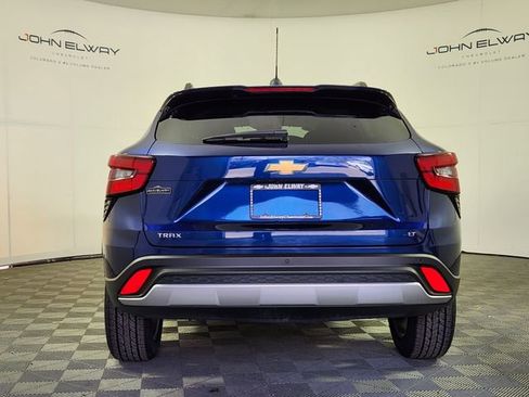Certified 2024 Chevrolet Trax LT w/ Driver Confidence Package image 6