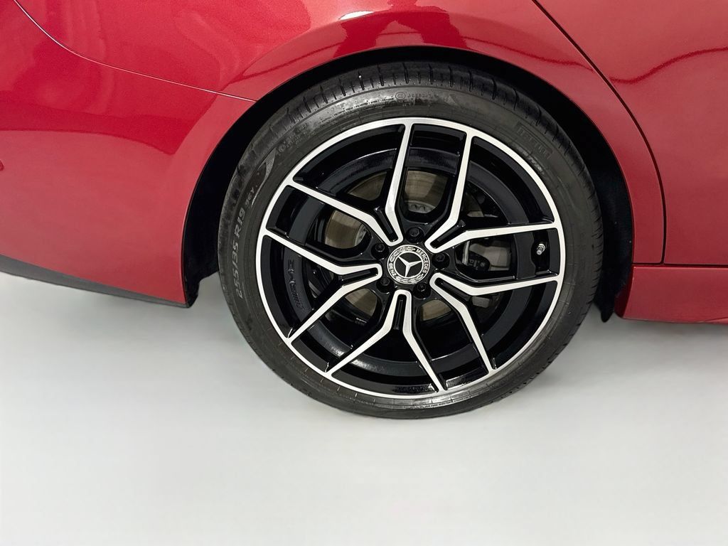 Used 2025 Mercedes-Benz C 300 Sedan image 33