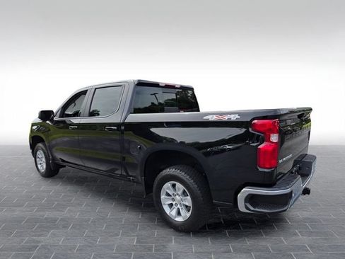 Used 2023 Chevrolet Silverado 1500 LT w/ Safety Package AWD/4WD image 5
