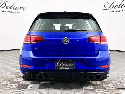 Used 2018 Volkswagen Golf R 4-Door AWD/4WD image 5