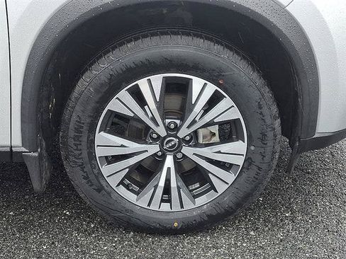 Certified 2023 Nissan Rogue SV w/ SV Premium B Package AWD/4WD image 9