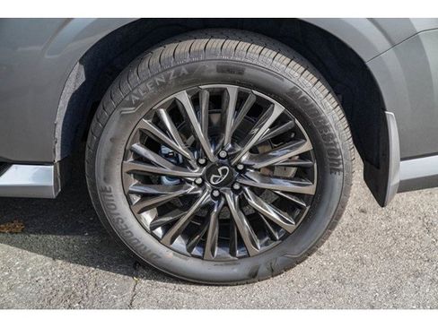 New 2026 INFINITI QX80 Autograph w/ Premium Cargo Package image 10